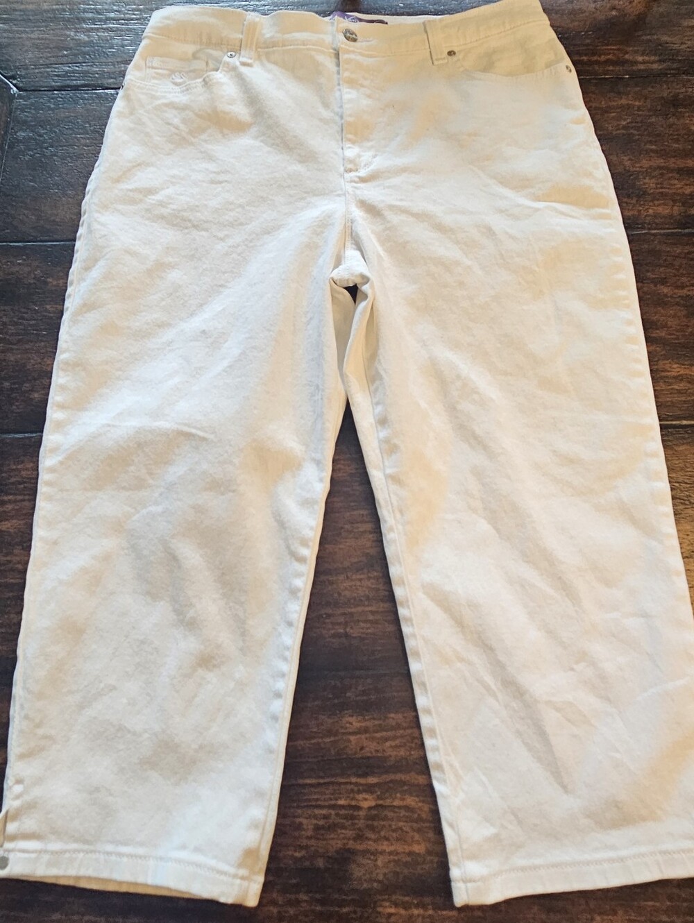 NWT Gloria Vanderbilt White Amanda Capri Pants Size 14 - Picture 5 of 9